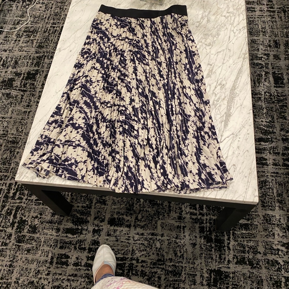Elizabeth and James Black and Cream A-Line Skirt